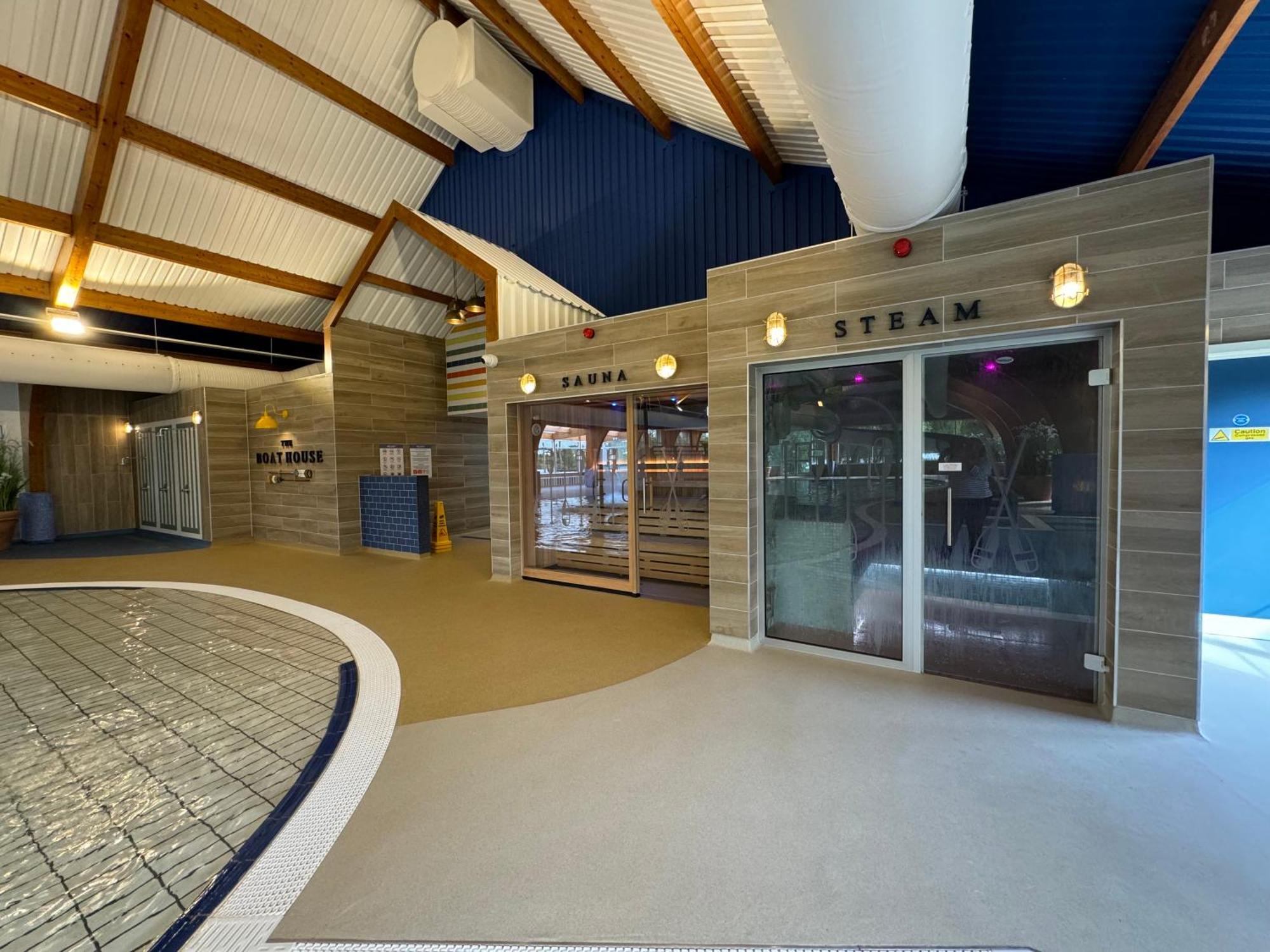 Dragonfly Lodge South Cerney Dış mekan fotoğraf